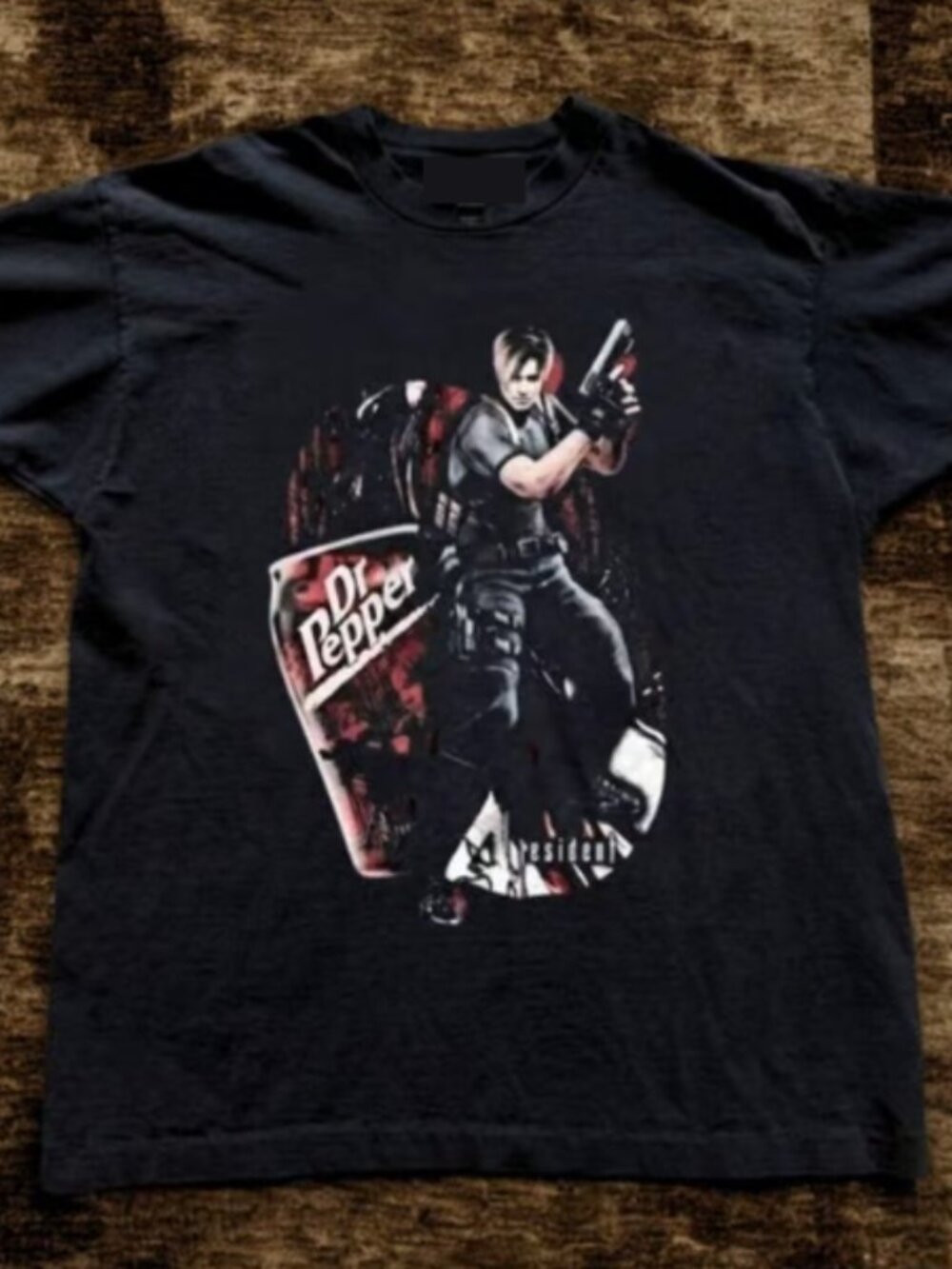Leon S. Kennedy from Resident Evil 4 - Balck Tee